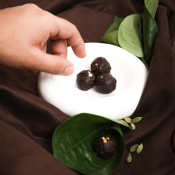 Pan Cardamom Truffle