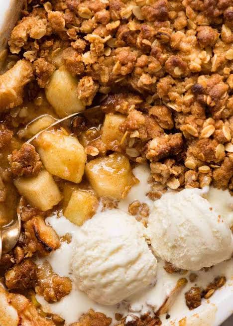 Healthy Low Sugar Apple Crumble