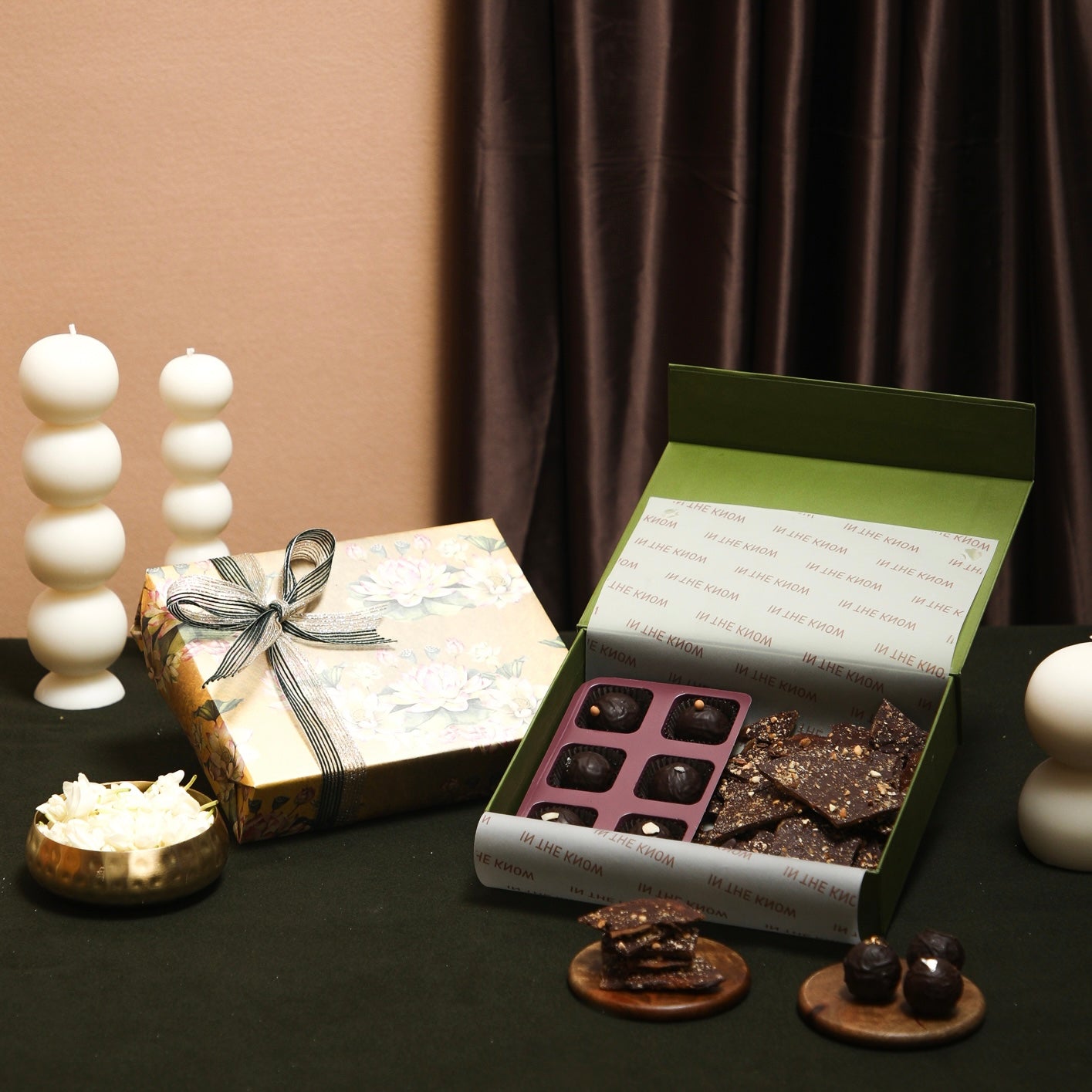 Festive Gift Wrapped Classic Box