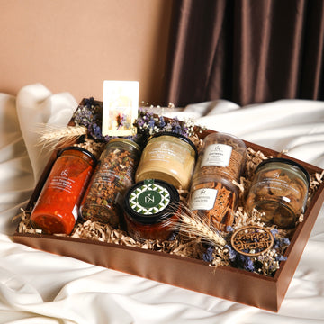 Eggless Elegance Gift Tray Premium